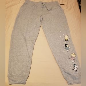 Peanuts Gang Winter theme Jogger pajama pants. NEW
